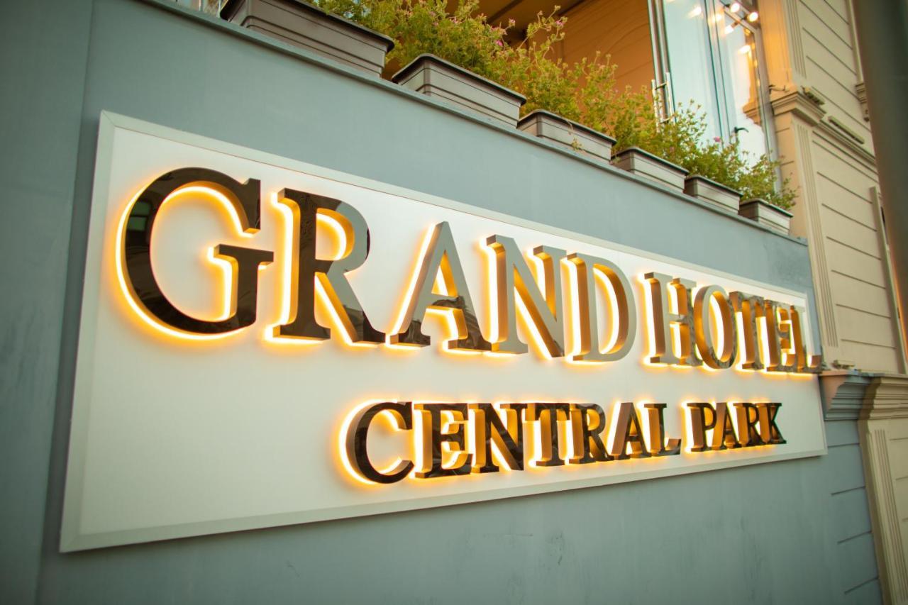 Grand Hotel Baku Central Park Exteriér fotografie